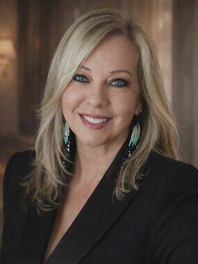 Meet your Posher, Deana